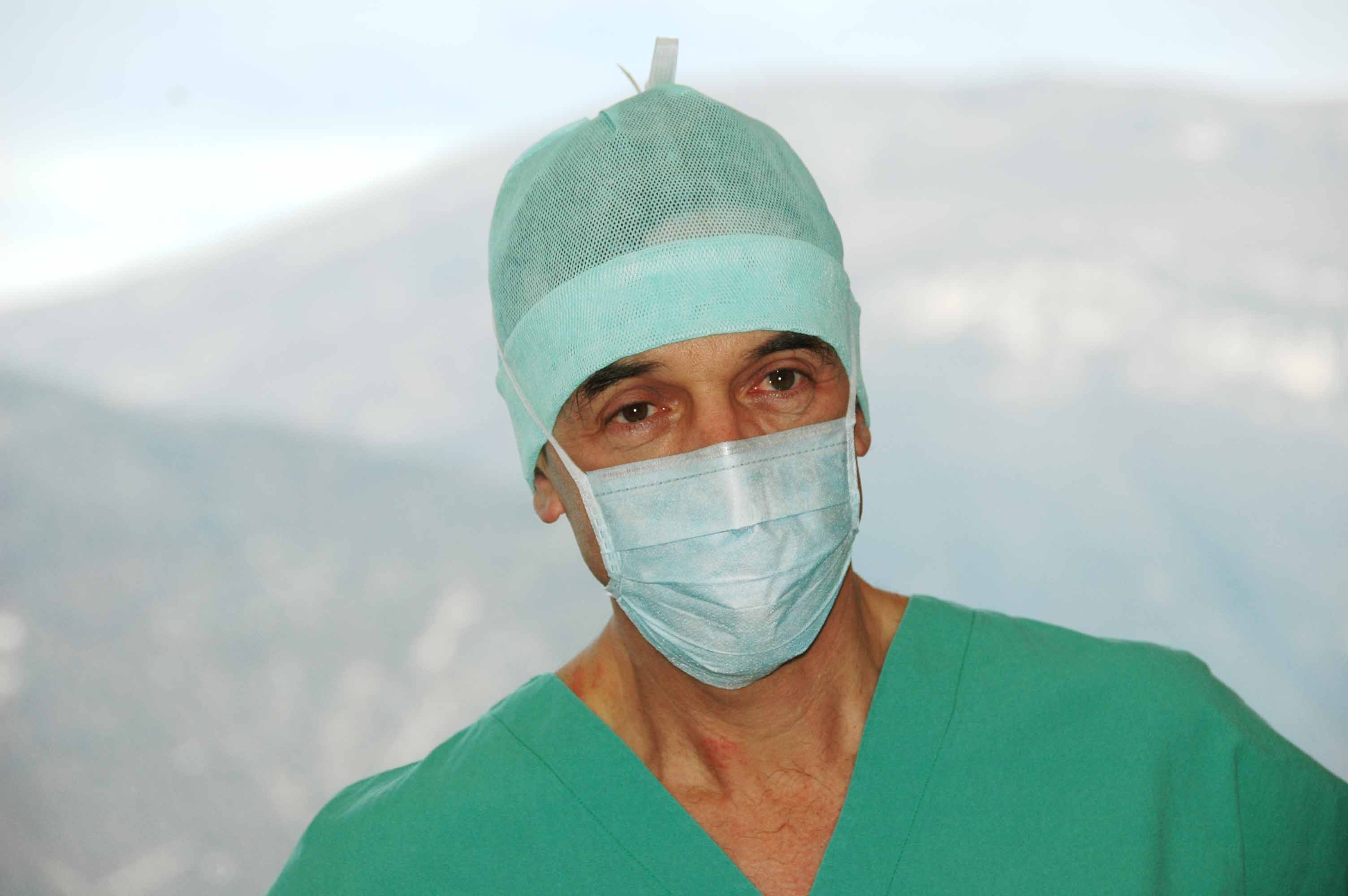 Dr Laurent Buisson, chirurgien orthopédiste prothèses du genou et de la hanche