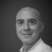 Dr Gilles Estour, chirurgien orthopédiste prothèses du genou et de la hanche